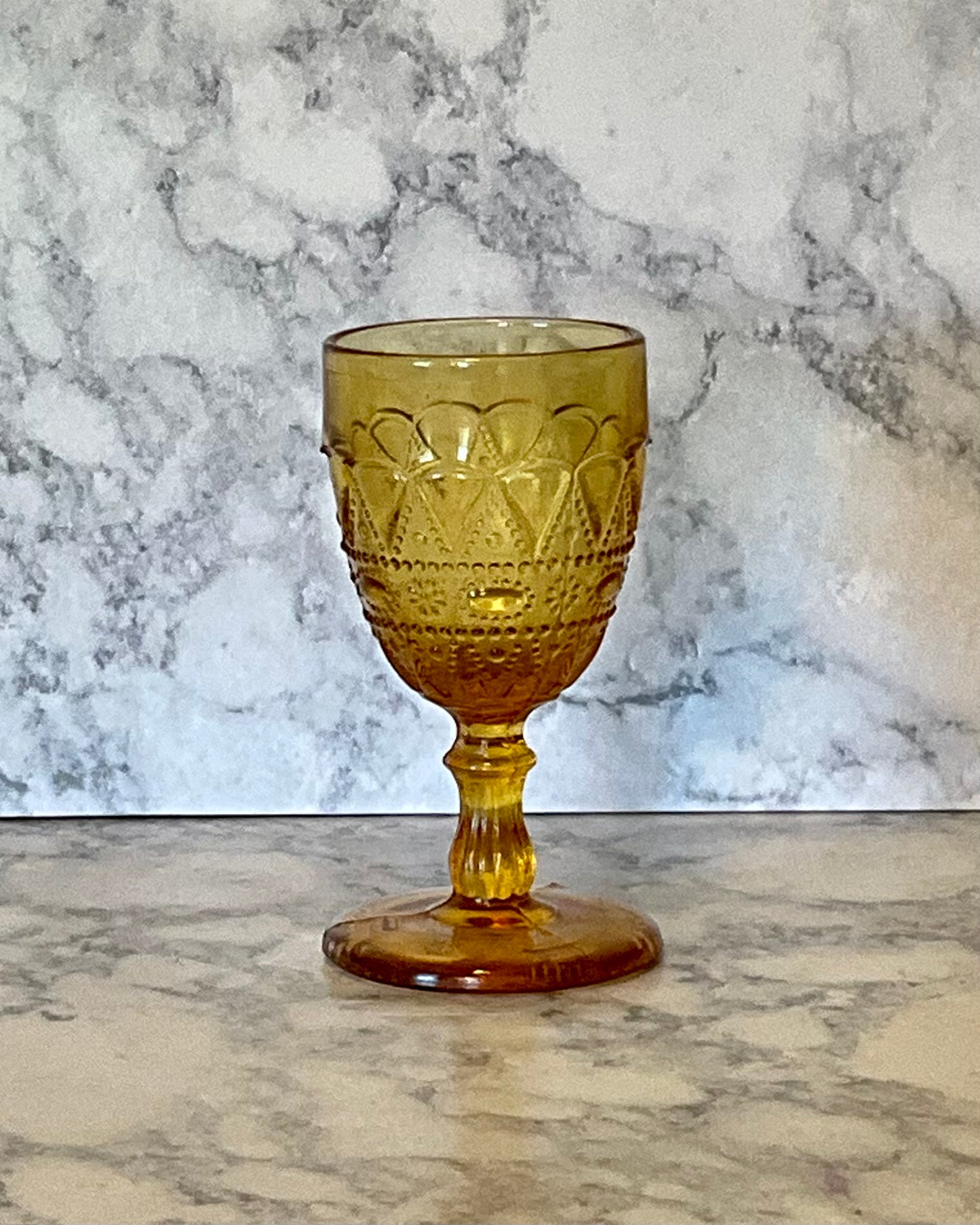 Amber Footed Wine Glasses (4)