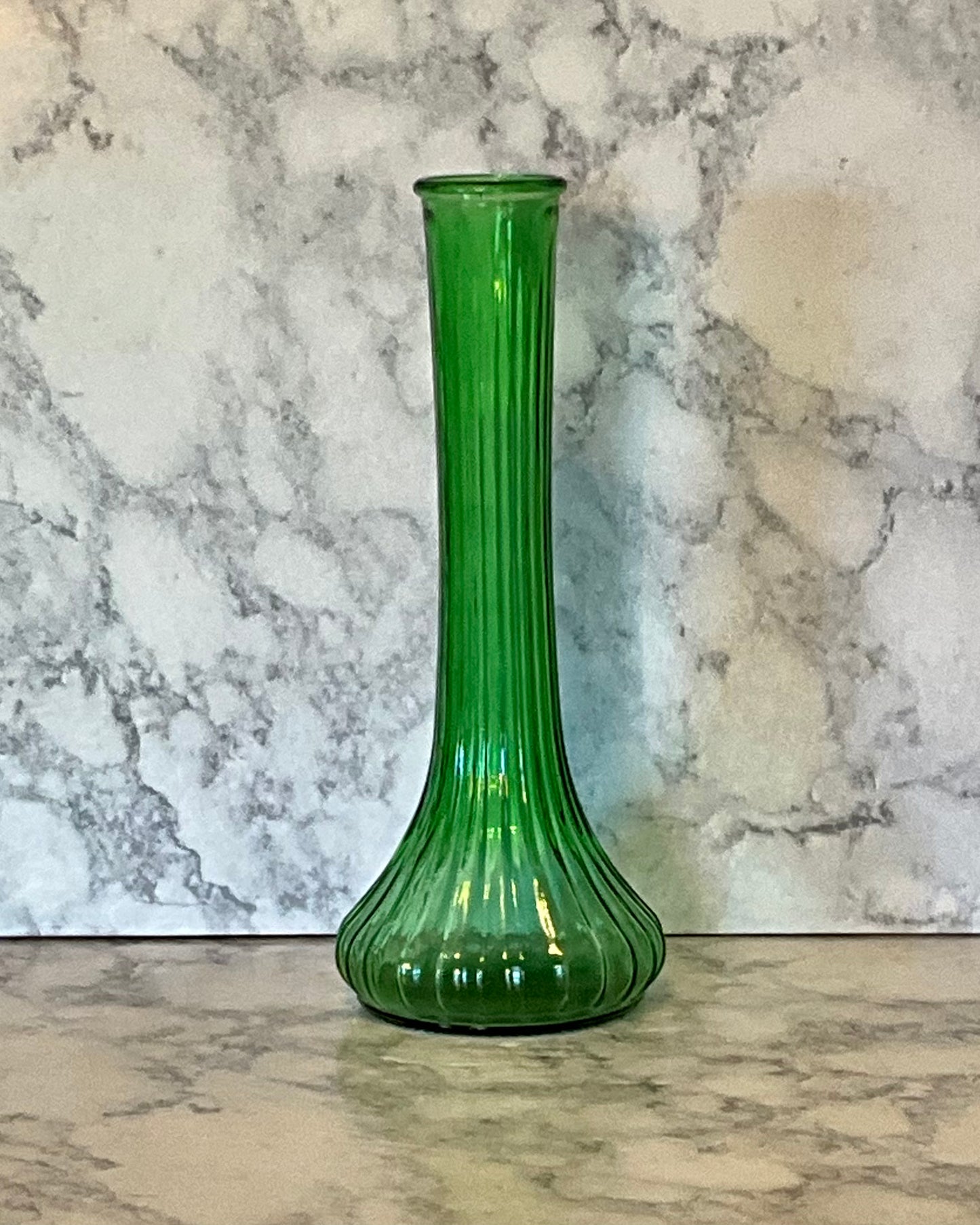 Hoosier Glass Green Bud Vase 4096